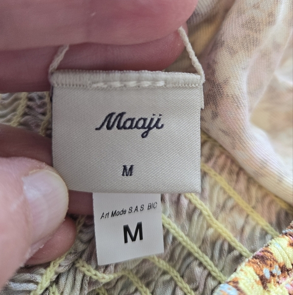 Maaji Womens Beach Wear Tops Sz M Cutout Ditsy Flower Pink Yellow Versatile Wear - Picture 13 of 15